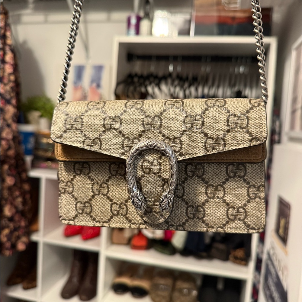 Gucci Dionysus GG Supreme Super Mini Bag